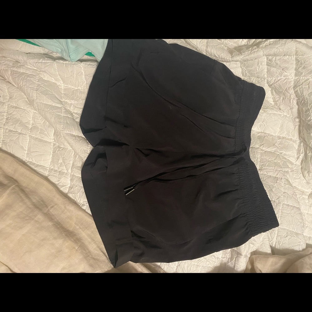 Sz 2 lululemon black shorts